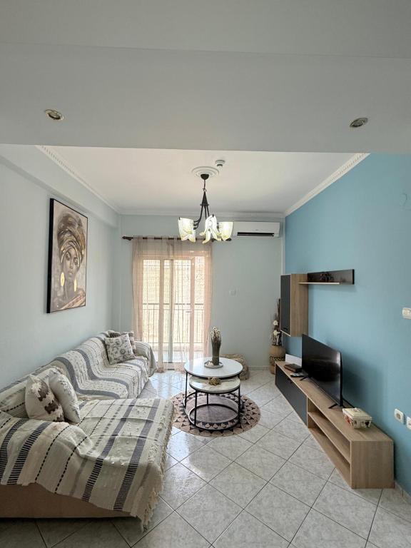 Inside Faidra's Cozy Apartment Ioannina